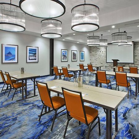 Fairfield Inn & Suites By Marriott Milwaukee Downtown Ngoại thất bức ảnh