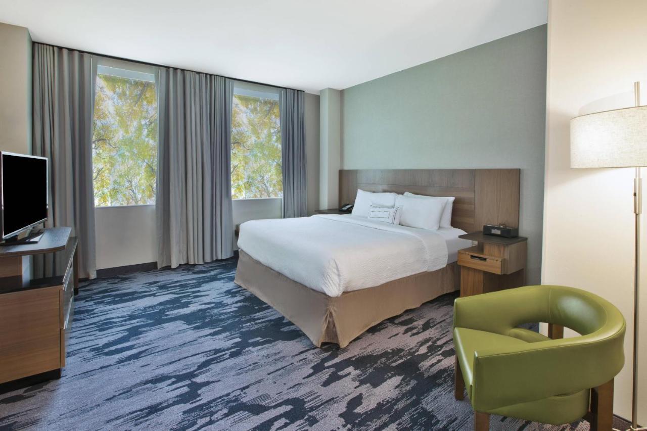 Fairfield Inn & Suites By Marriott Milwaukee Downtown Ngoại thất bức ảnh