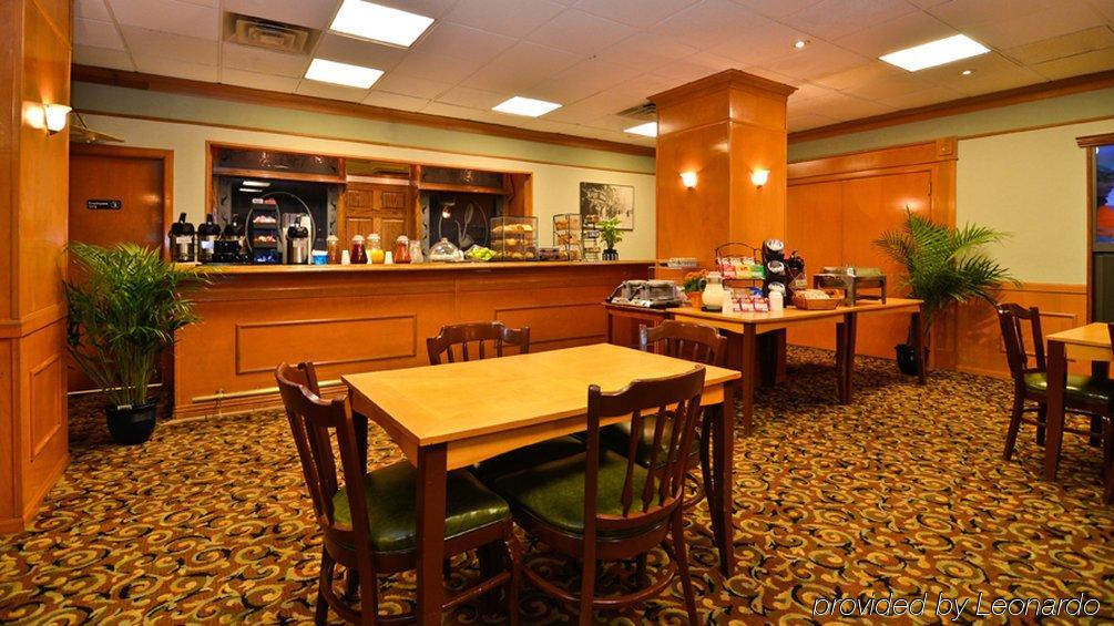 Fairfield Inn & Suites By Marriott Milwaukee Downtown Nhà hàng bức ảnh