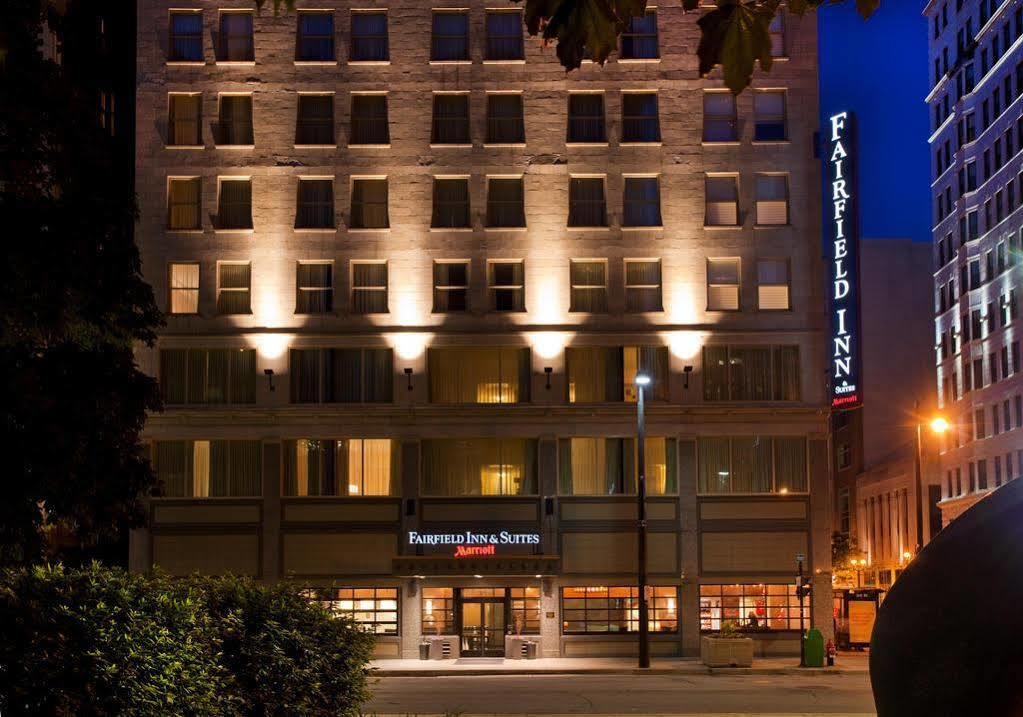 Fairfield Inn & Suites By Marriott Milwaukee Downtown Ngoại thất bức ảnh