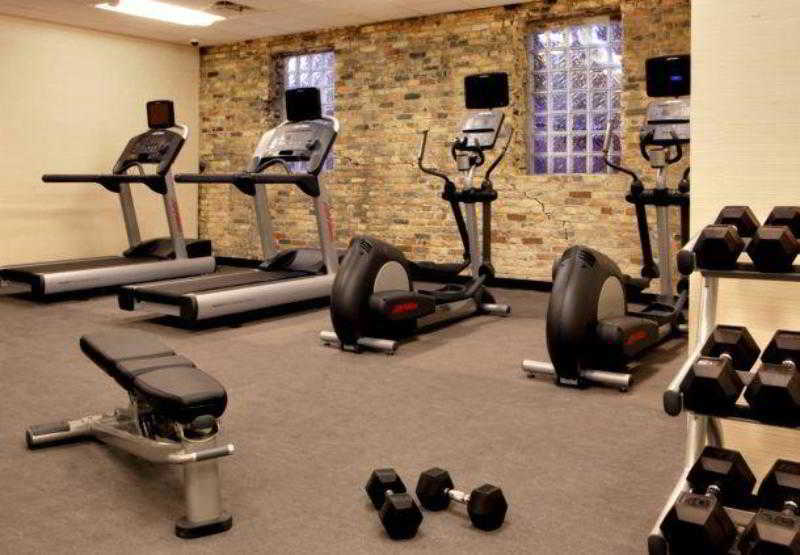 Fairfield Inn & Suites By Marriott Milwaukee Downtown Ngoại thất bức ảnh